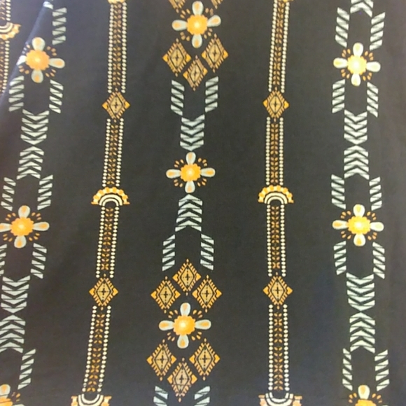 LulaRoe Tropical Striped Irma Tunic Top - Picture 6 of 8